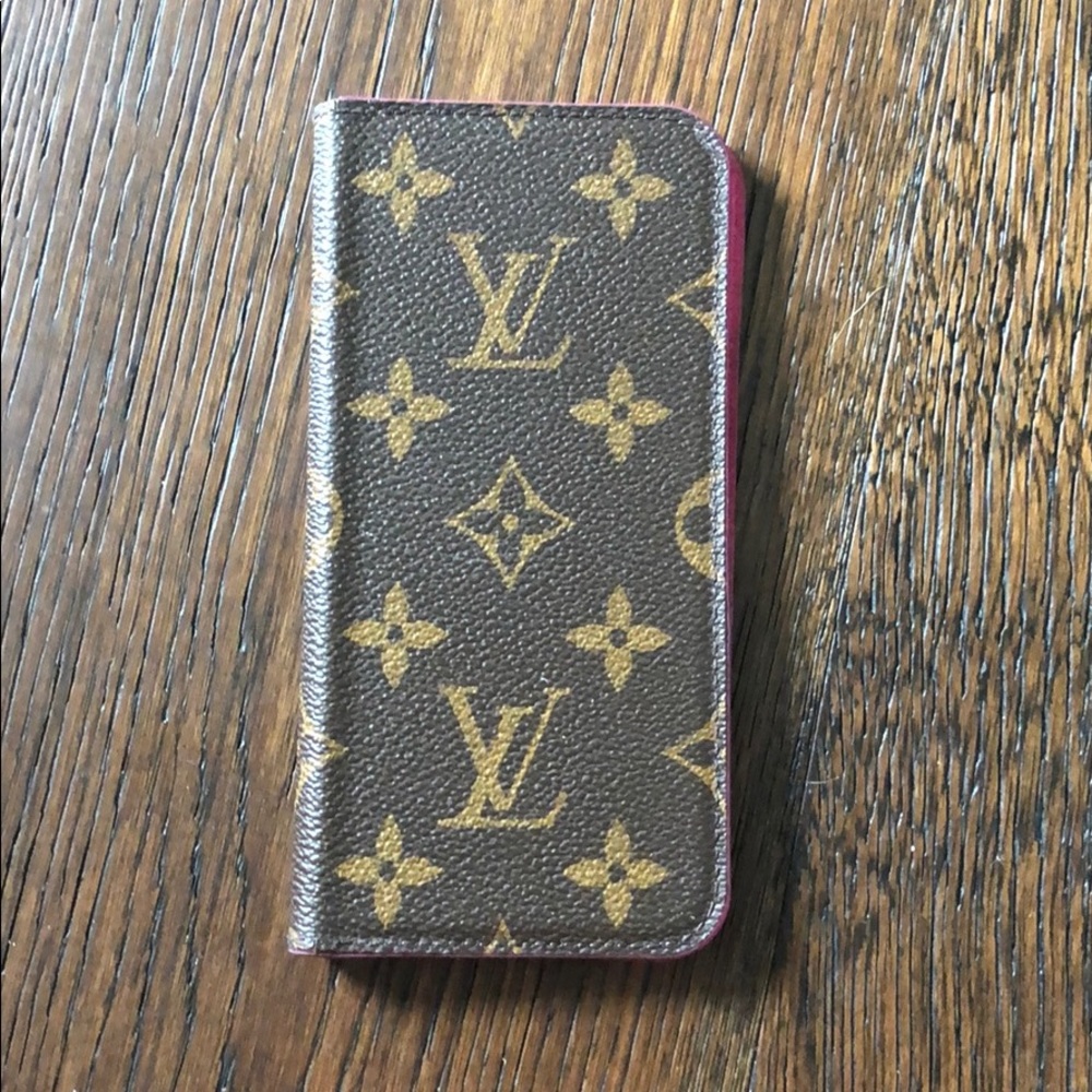 Louis Vuitton iPhone Folio Cover